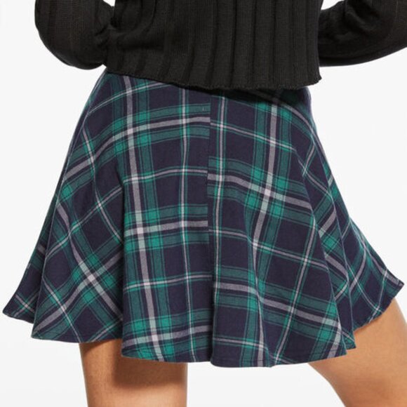 AERO PLAID MINISKIRT - Picture 2 of 7